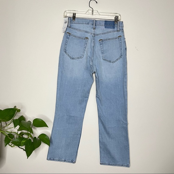 NWT Abercrombie & Fitch Ankle Straight Ultra High Rise Size 2S - Picture 3 of 4